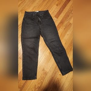 Everlane curvy cheeky jean black 29 ankle